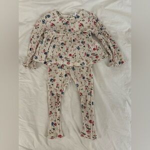 GAP Floral Knit Baby 2 piece set